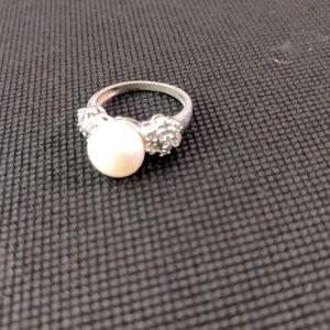 Pearl ring